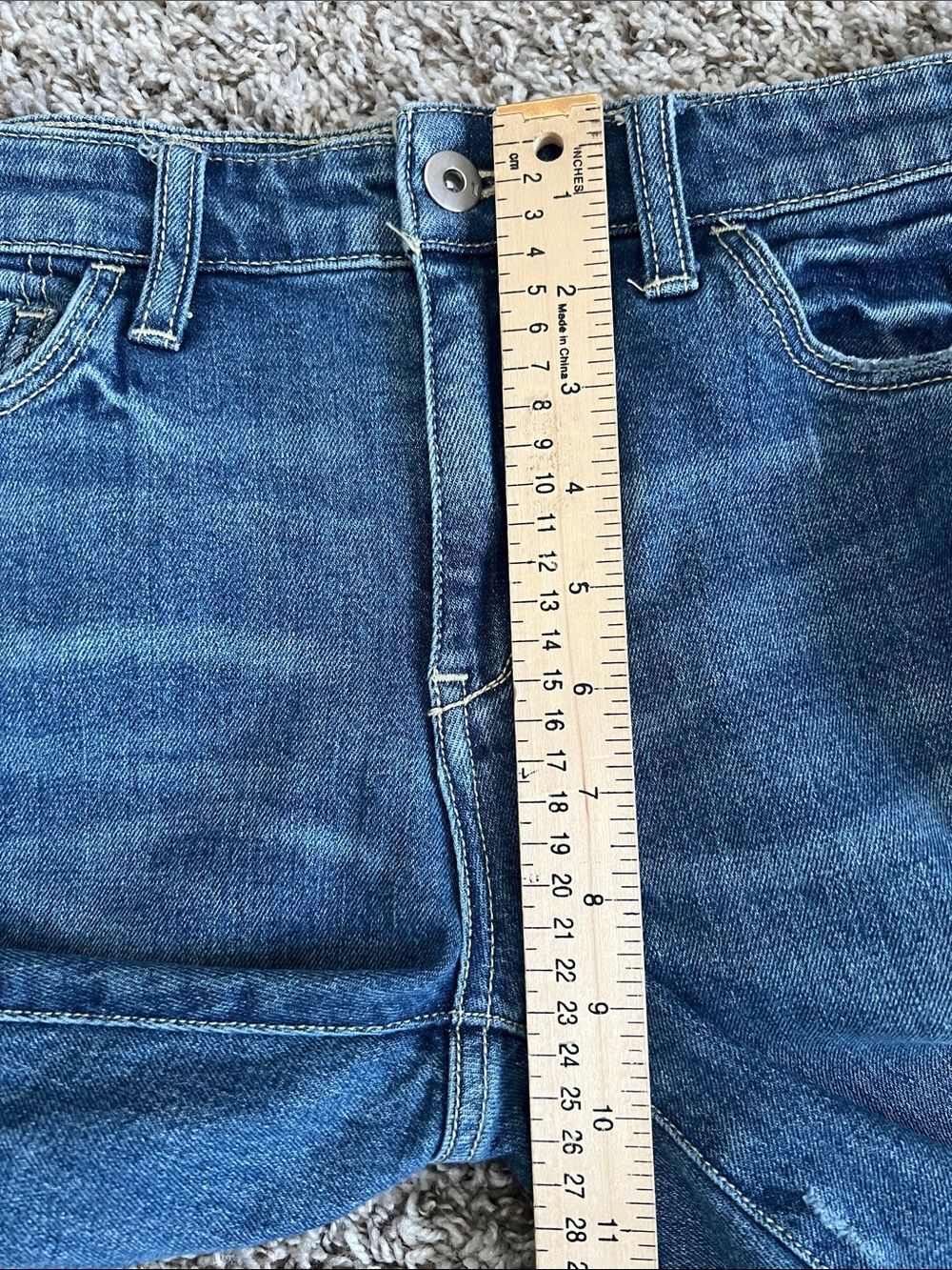 EUC Pilcro and the Letterpress Slim Boyfriend Jeans Raw Hem Distressed Size 27 - Picture 12 of 13